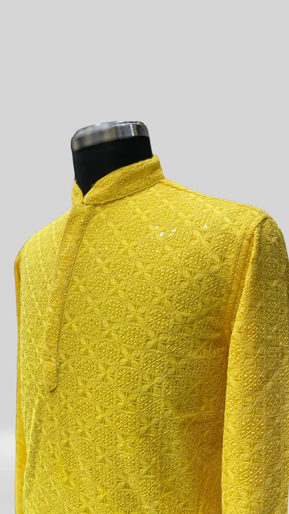 Elegant Kurta with Chicken Embroidery Work Art No. AM2238 - Klick Selections